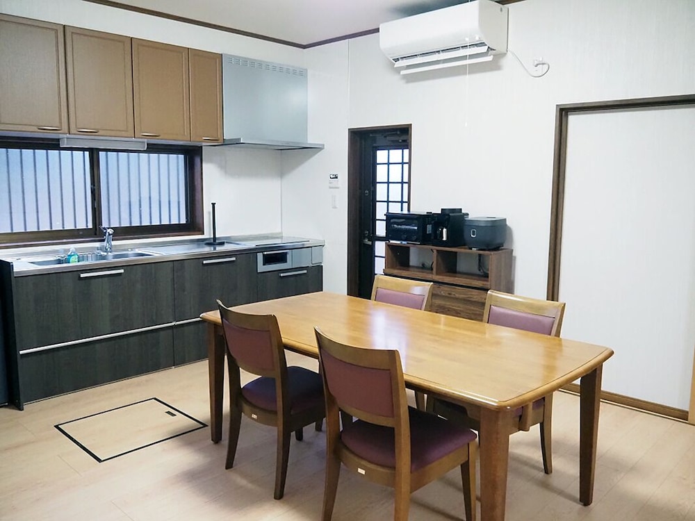 ベーシック ルーム 2 ベッドルーム 禁煙 キッチン 専用キッチン0 | Japanese style private house residence A