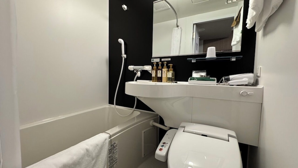 セミダブルルーム 禁煙 バスルーム0 | ホテルルートインGrand名古屋藤が丘駅前