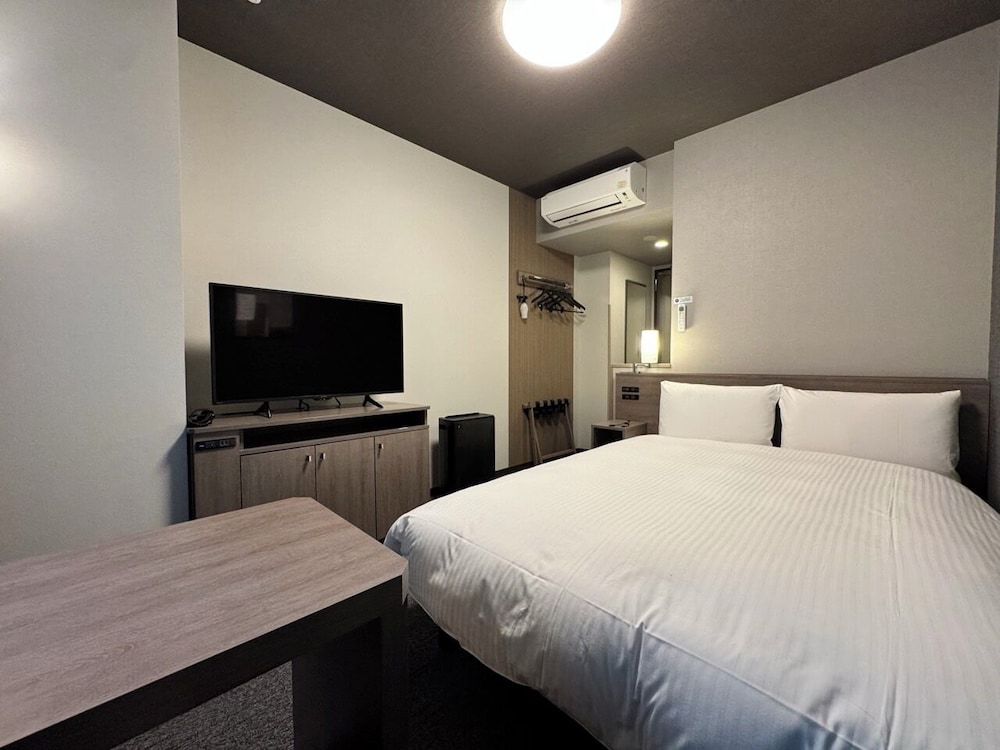 セミダブルルーム 禁煙 | ホテルルートインGrand名古屋藤が丘駅前
