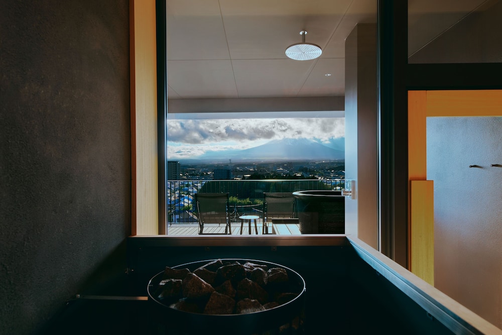 サウナ スイート 富士山ビュー 禁煙 客室5 | edit x seven 富士御殿場