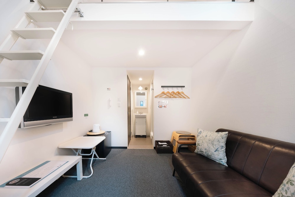 ダブルルーム 禁煙 客室11 | アパートメント三条