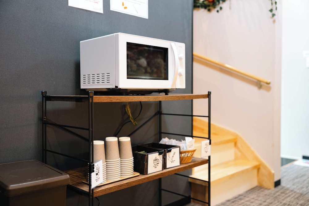 内部エントランス1 | アパートメント三条 内部エントランス1 | アパートメント三条