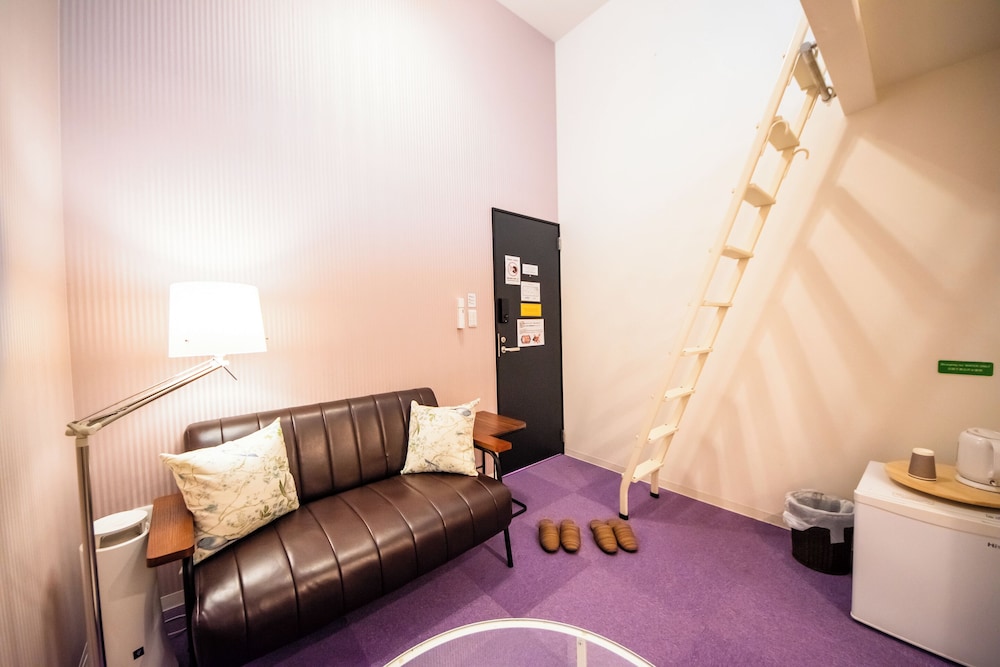 ダブルルーム 禁煙 客室5 | アパートメント三条