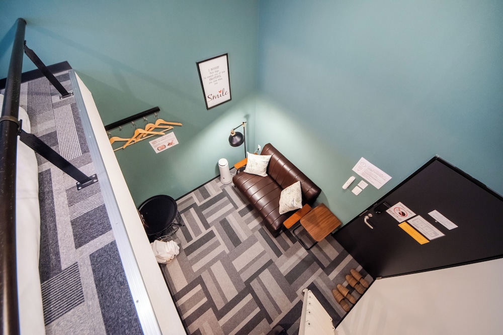 ダブルルーム 禁煙 客室9 | アパートメント三条