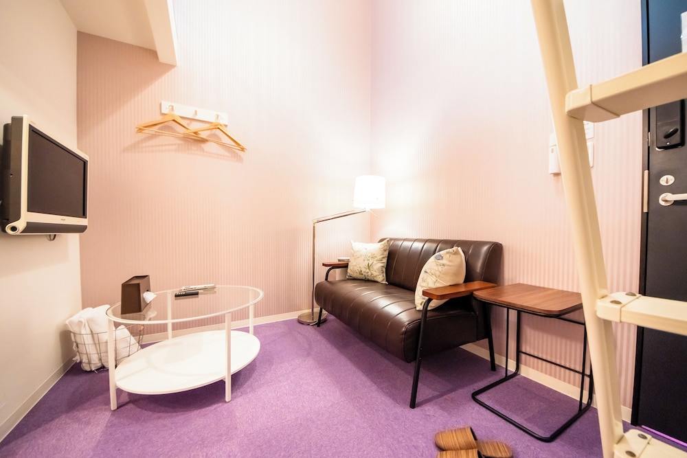 ダブルルーム 禁煙 客室4 | アパートメント三条