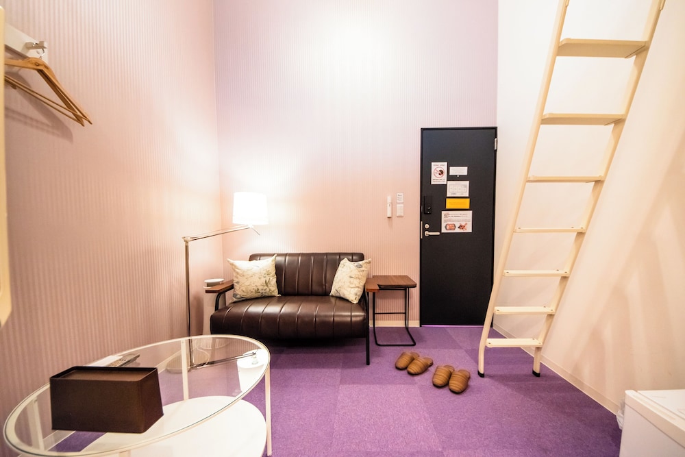 ダブルルーム 禁煙 | アパートメント三条