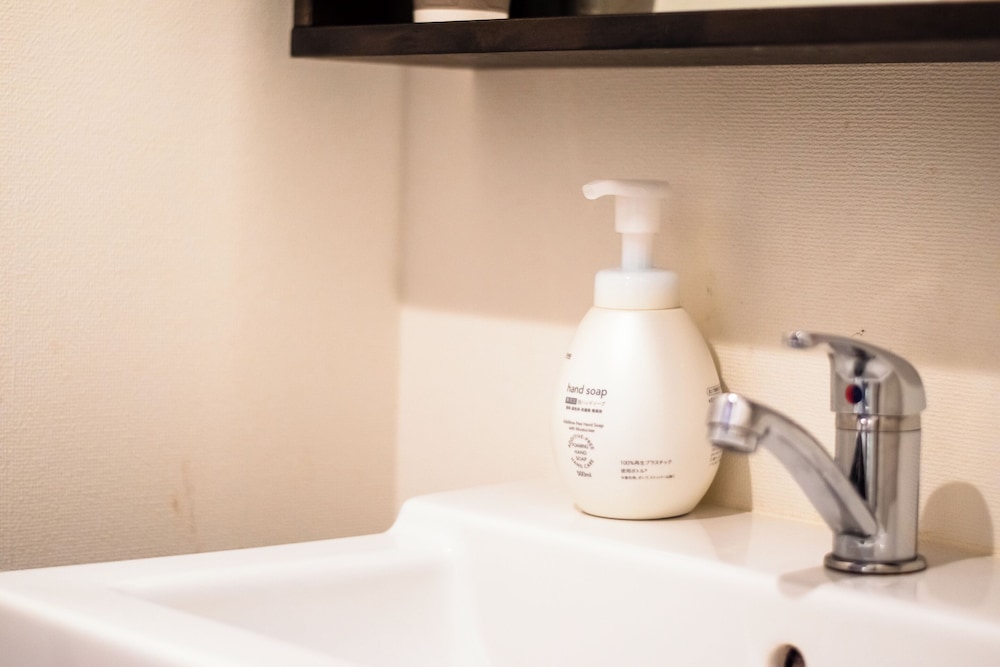 ダブルルーム 禁煙 客室15 | アパートメント三条