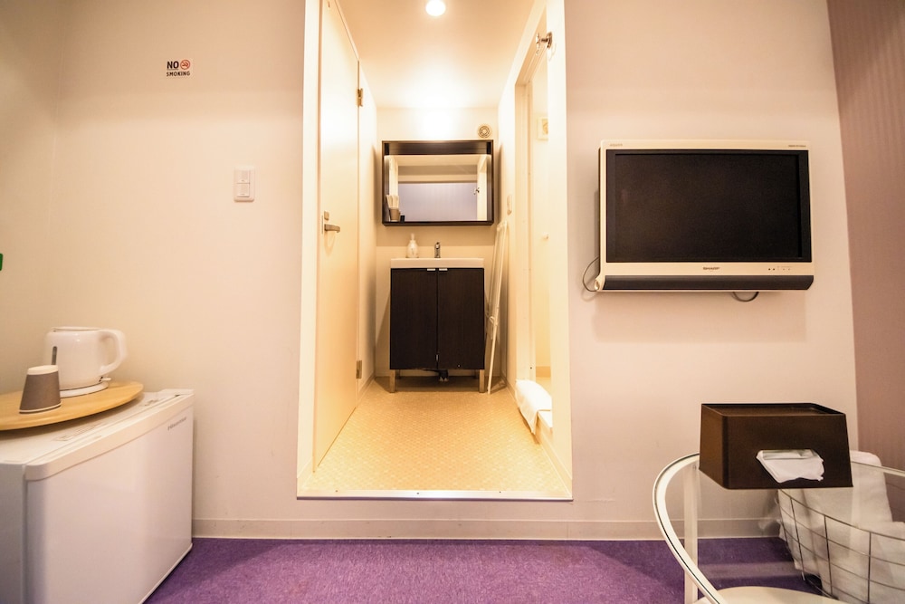 ダブルルーム 禁煙 バスルーム3 | アパートメント三条