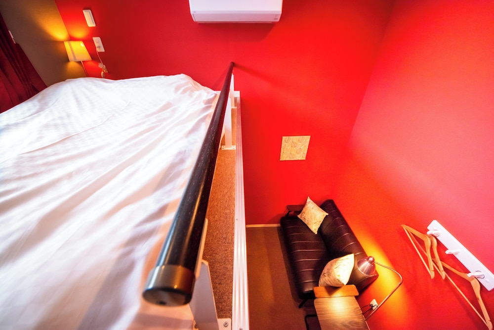 ダブルルーム 禁煙 客室10 | アパートメント三条