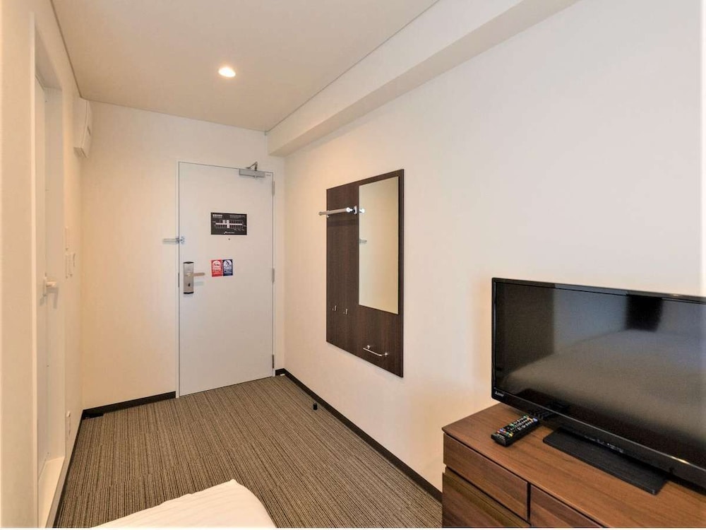 スタンダード ダブルルーム 禁煙 客室1 | バンデホテル大阪