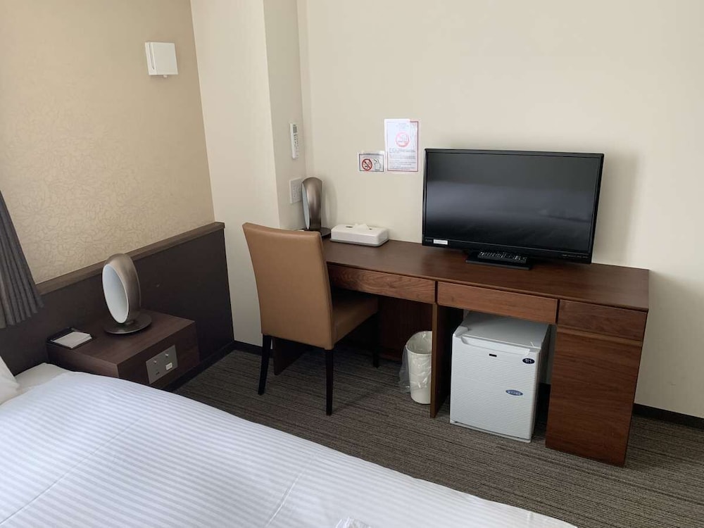 スタンダード ダブルルーム 禁煙 客室2 | バンデホテル大阪
