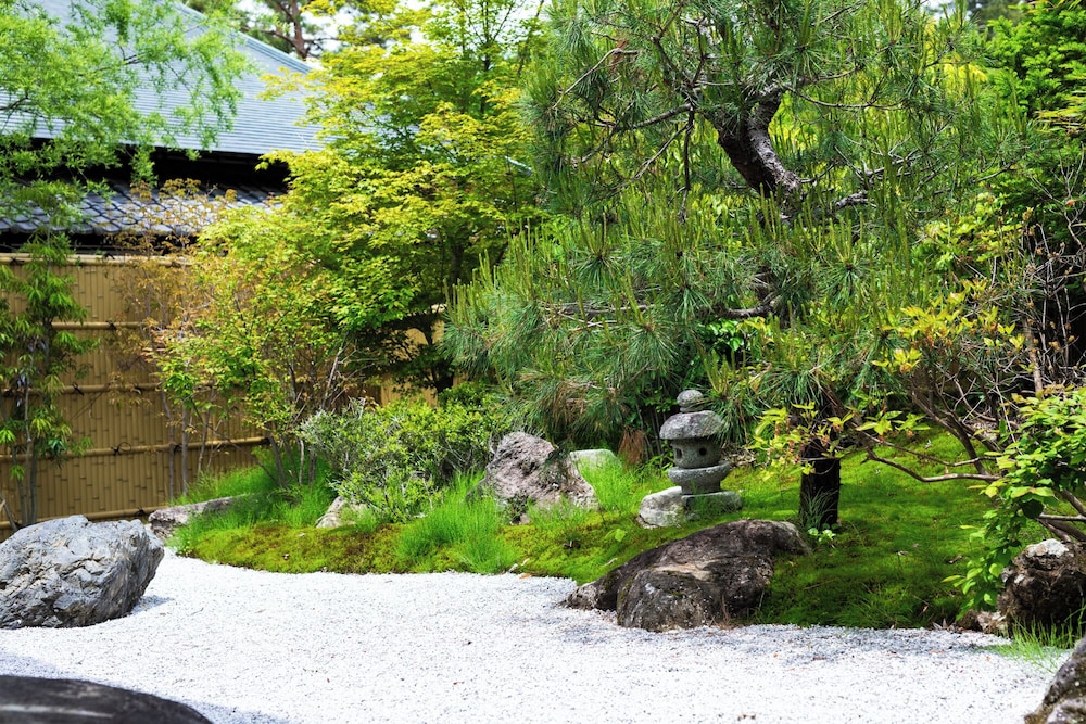 和室 禁煙（布団タイプ） 部屋からの景観1 | 旅庵 川喜