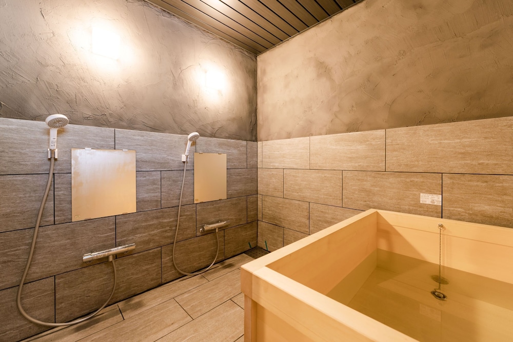 ベーシック ツインルーム マウンテンビュー バスルーム0 | つづやビレッジ