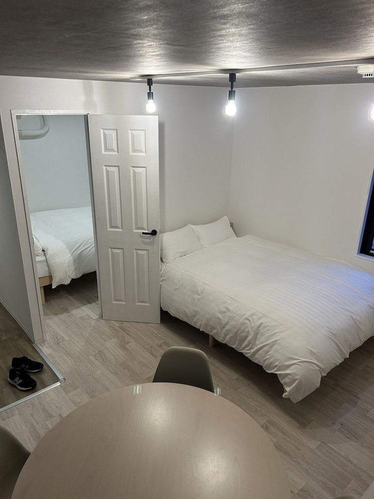 スーペリア ツインルーム 禁煙 キッチン 客室2 | The book lounge hotel KANI