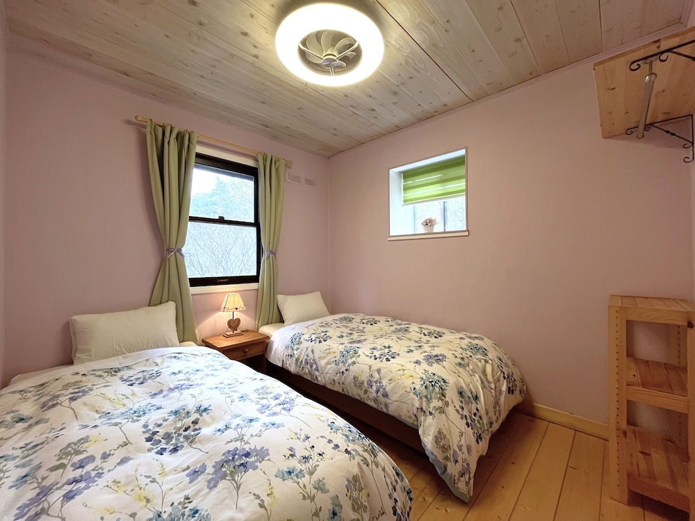 ベーシック ツインルーム | Julian's