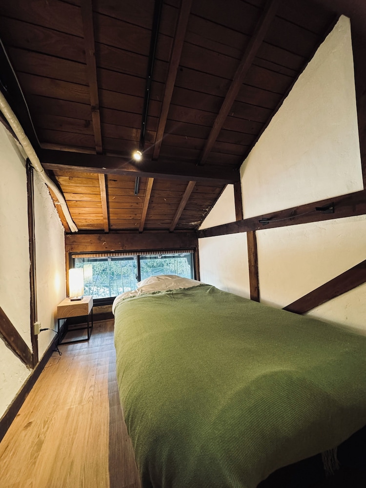 コンフォート ツインルーム マウンテンビュー 客室9 | 大杉屋 和束 京都