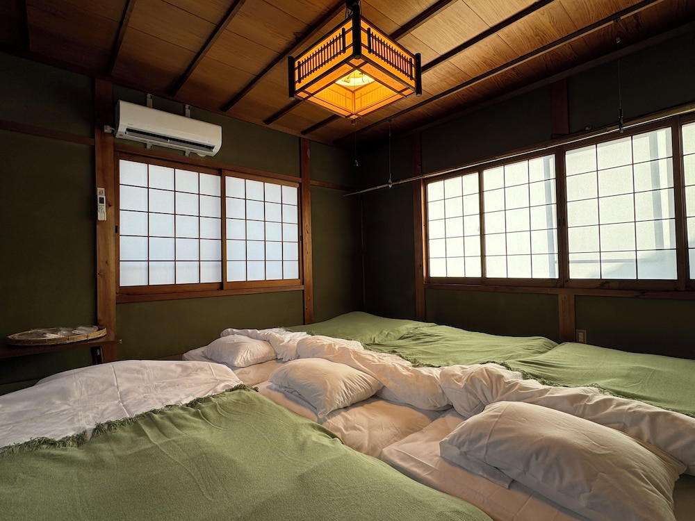 ファミリー 4 人部屋 ガーデンビュー | 大杉屋 和束 京都