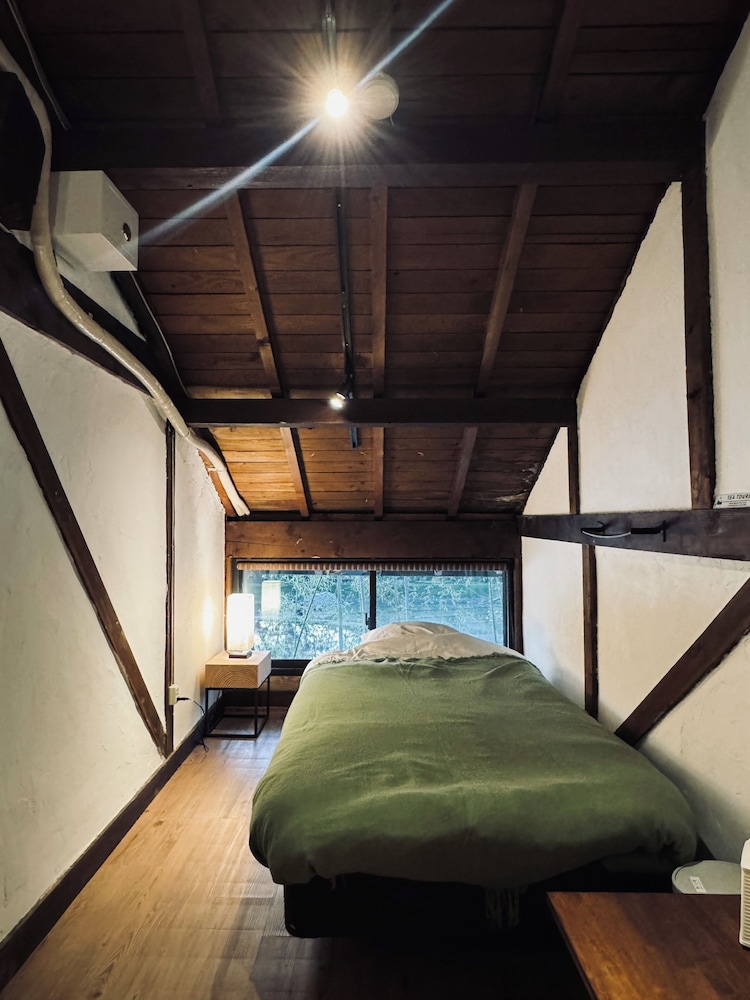 コンフォート ツインルーム マウンテンビュー 客室6 | 大杉屋 和束 京都