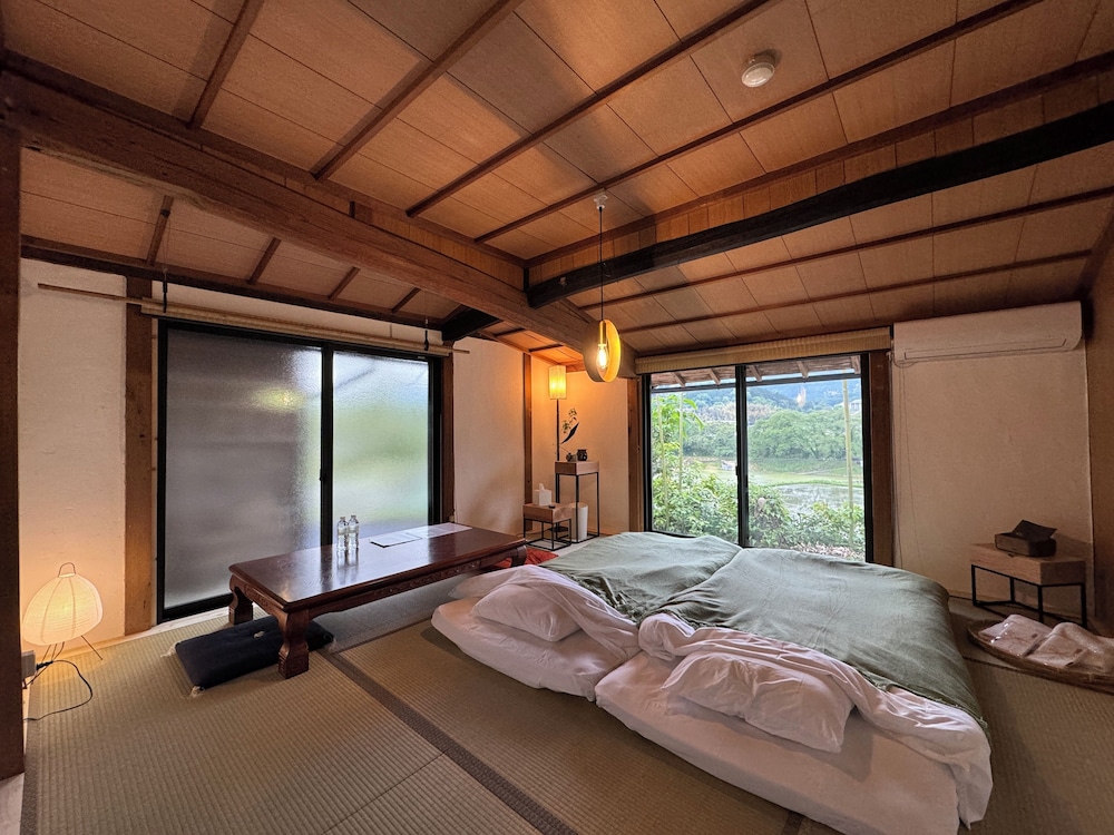 スーペリア トリプルルーム マウンテンビュー 客室3 | 大杉屋 和束 京都