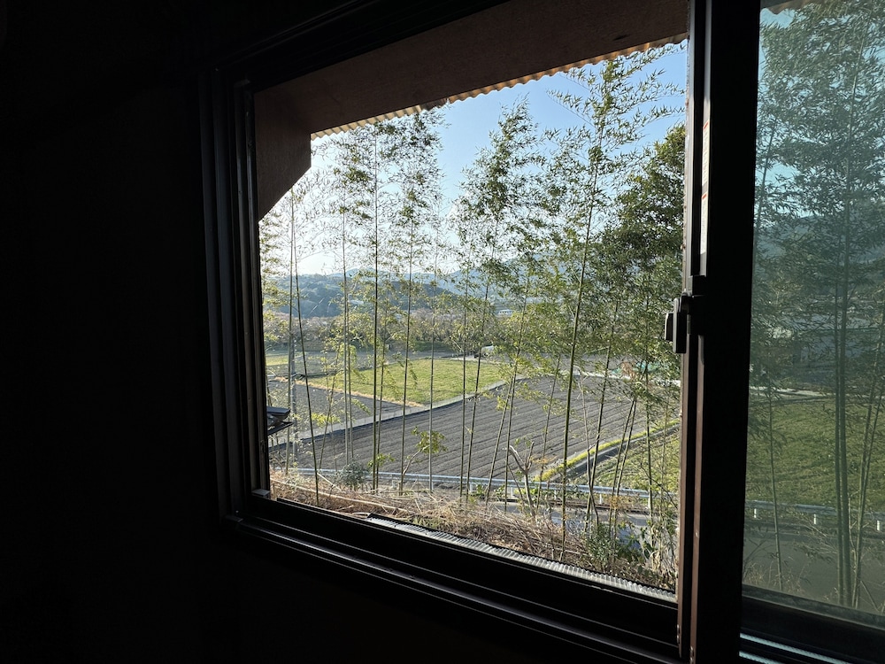 クラシック トリプルルーム マウンテンビュー 客室10 | 大杉屋 和束 京都