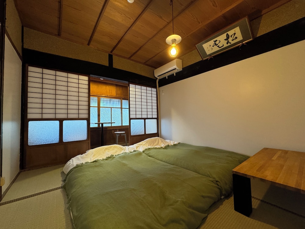 スタンダード ダブルまたはツインルーム ガーデンビュー | 大杉屋 和束 京都