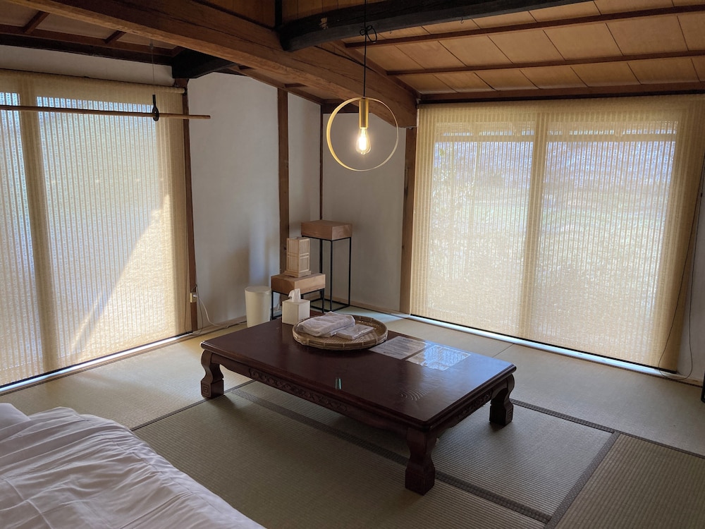 スーペリア トリプルルーム マウンテンビュー 客室26 | 大杉屋 和束 京都