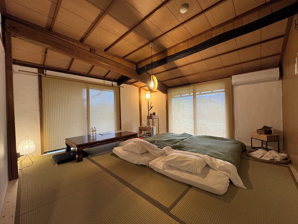 スーペリア トリプルルーム マウンテンビュー 客室17 | 大杉屋 和束 京都