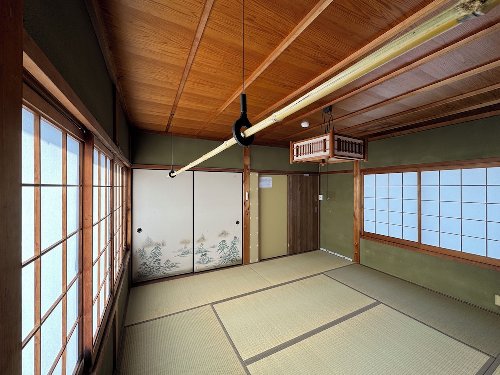 ファミリー 4 人部屋 ガーデンビュー 客室2 | 大杉屋 和束 京都