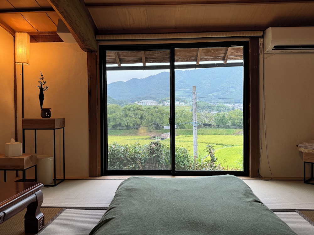 スーペリア トリプルルーム マウンテンビュー 客室25 | 大杉屋 和束 京都
