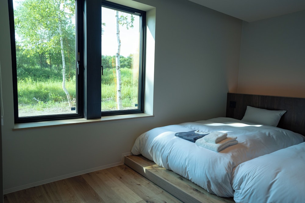 【ミニキッチン付】エクステンデッドコンフォートスイート 客室1 | Nature Base Hotel NUPPUKOTTE