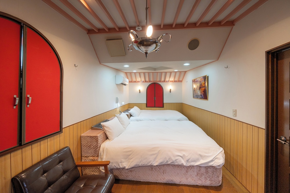 ベーシック 4 人部屋 客室5 | グランドホテル成田空港