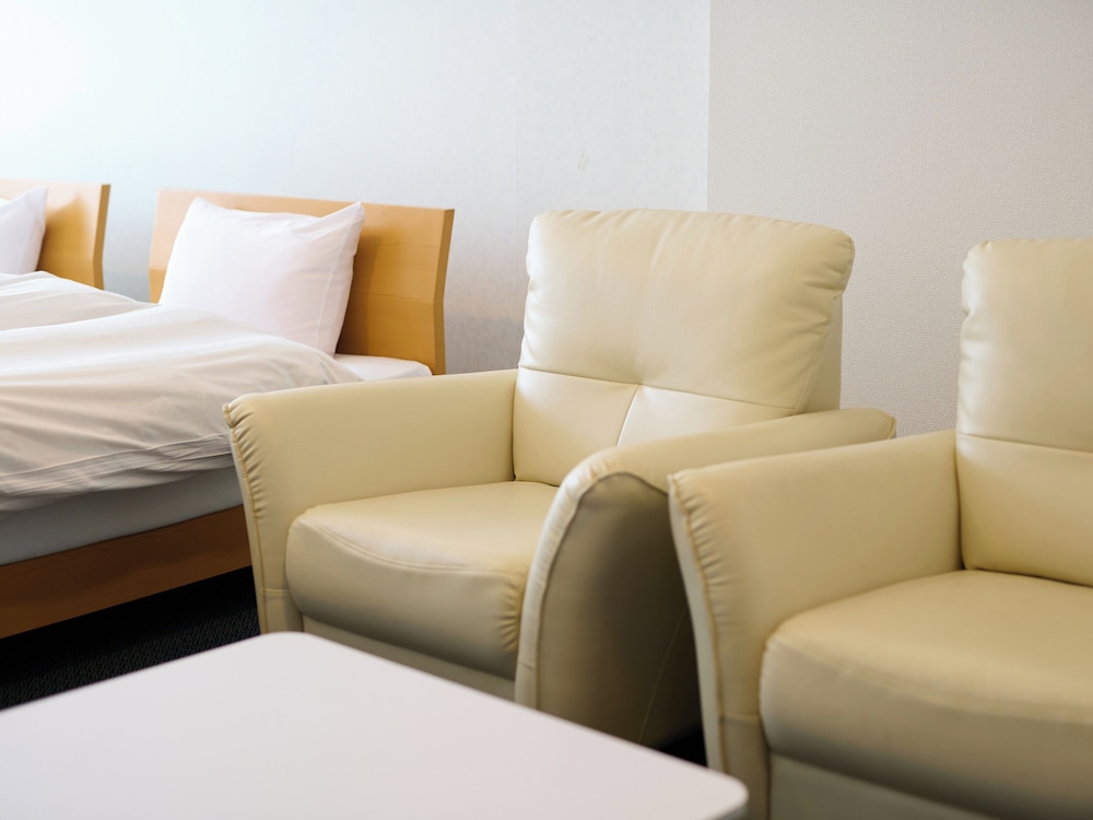 トリプルルーム 禁煙 客室1 | おわらビューホテル