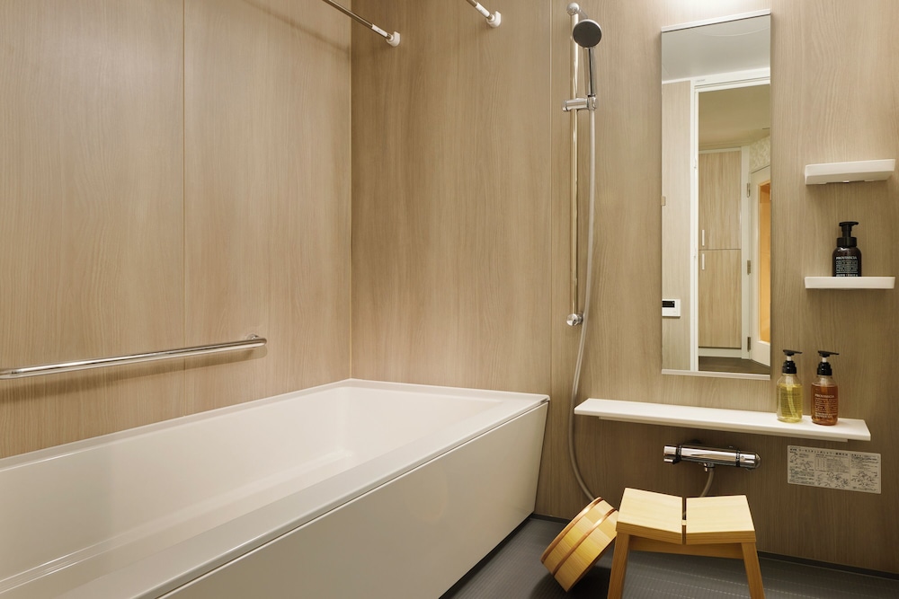 エグゼクティブ アパートメント 2 ベッドルーム サウナ バスルーム0 | Minn 北広島 Station East