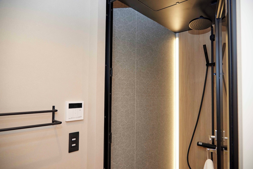 コンフォート トリプルルーム バスルーム0 | MKG HOTEL Asakusa