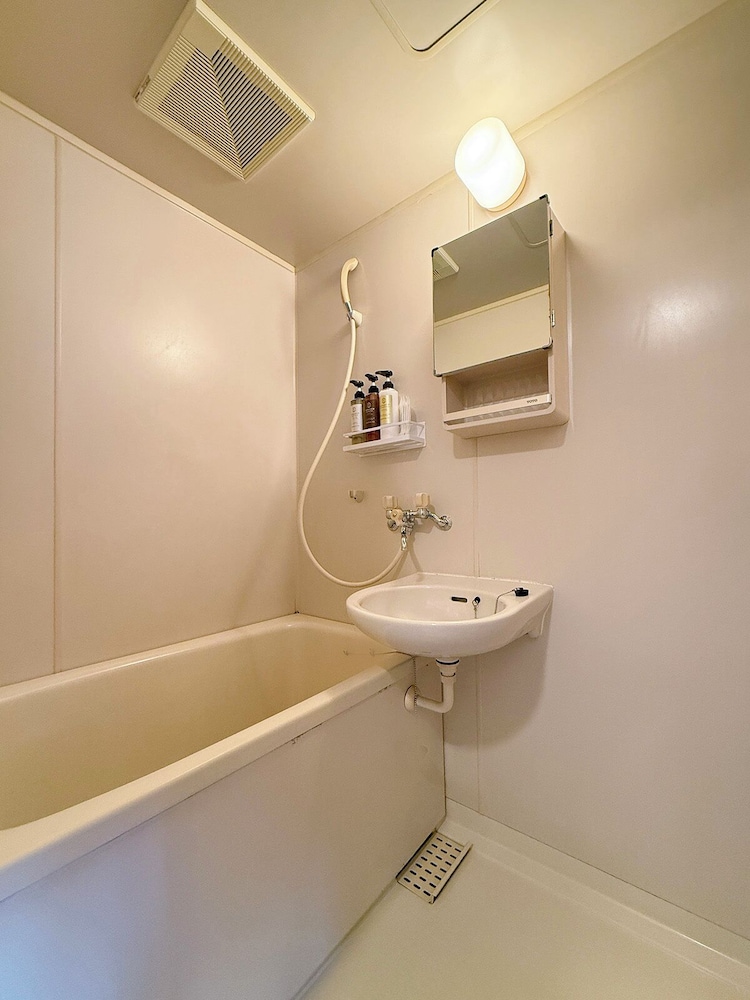 ベーシック アパートメント バスルーム0 | Residence Yu