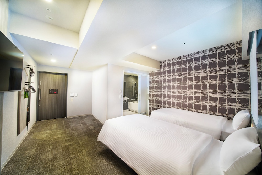 デラックスツイン ユニバーサルデザイン 禁煙 | KOKO HOTEL 大阪なんば 千日前