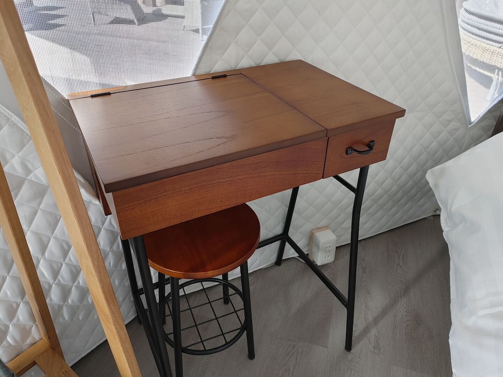 コンフォート ツインルーム 禁煙 マウンテンビュー 客室の設備とサービス1 | 奏の森リゾート　フォレストグランピング