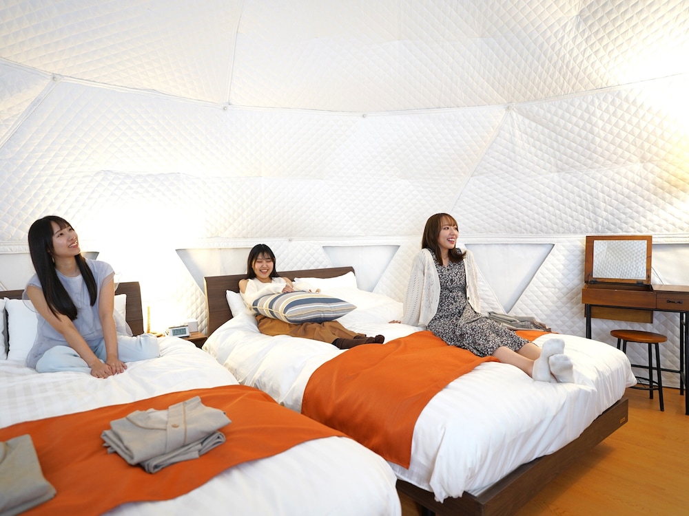 コンフォート ツインルーム 禁煙 マウンテンビュー 客室5 | 奏の森リゾート　フォレストグランピング