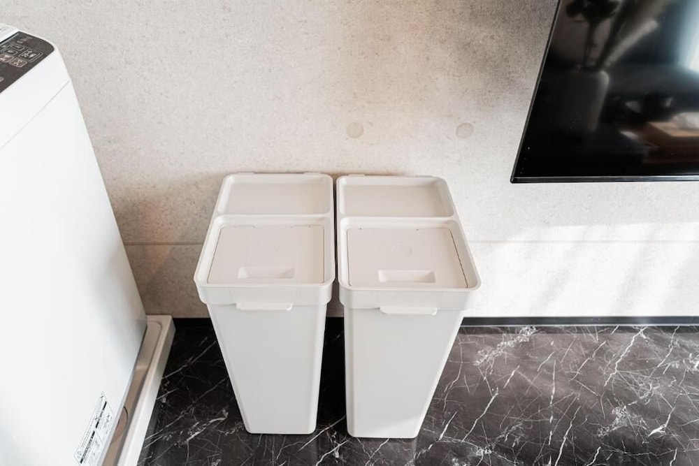 ベーシック アパートメント リビング エリア2 | SAIEI HOTEL