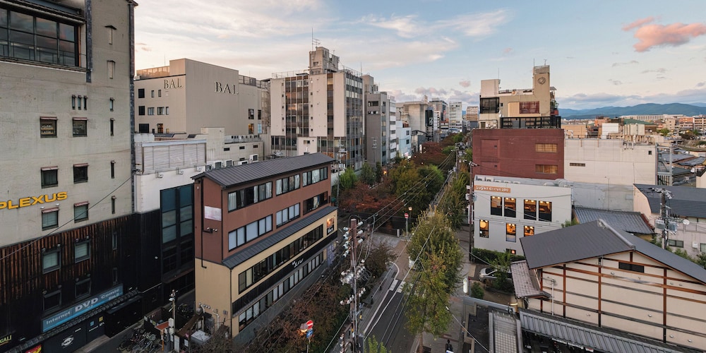 スーペリア ツインルーム テラス / パティオ0 | Hotel Espasion Pontocho