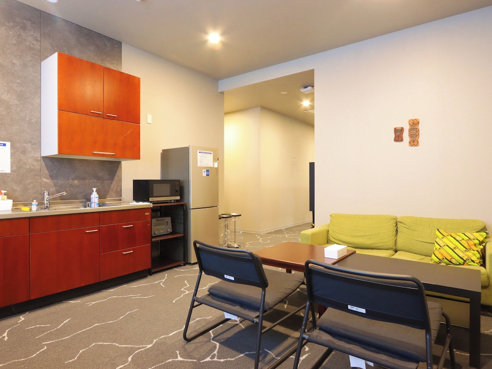 ベーシック ツインルーム 共用キッチン2 | métisse stay