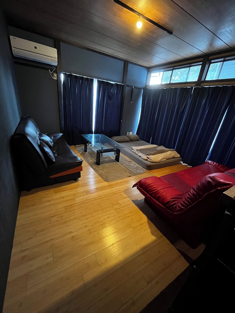 ファミリー アパートメント パークビュー 客室12 | ドライブイン一宮