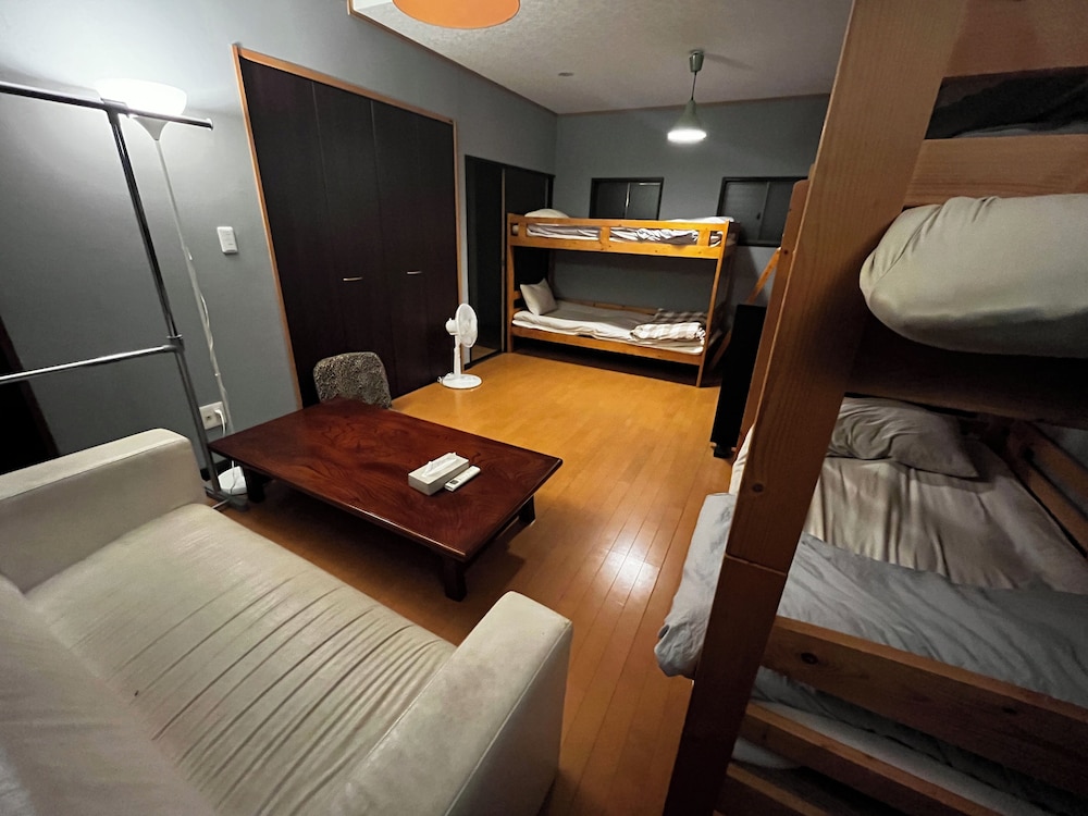 ルーム ラナイ パークビュー 客室2 | ドライブイン一宮