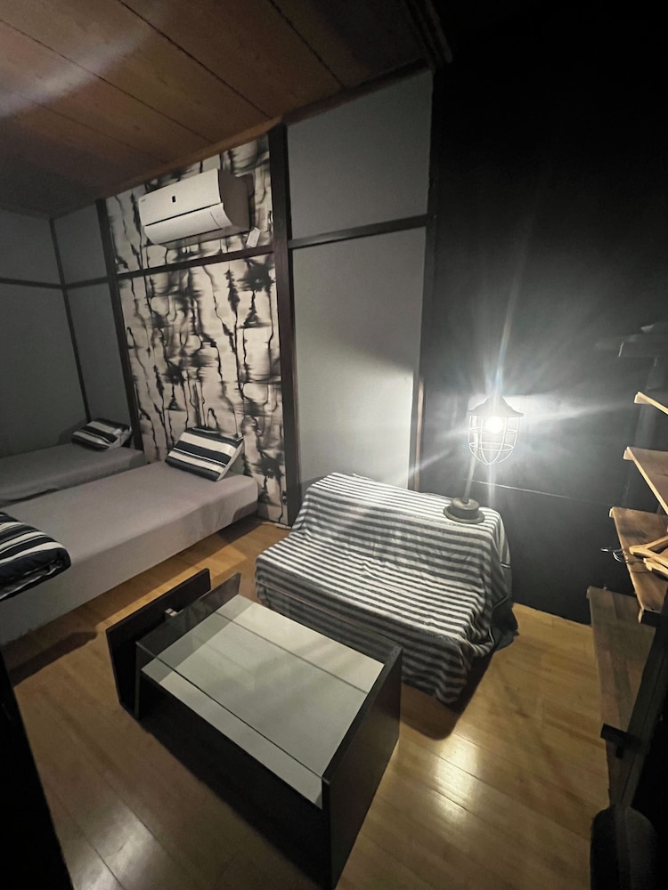 エコノミー ツインルーム 客室8 | ドライブイン一宮