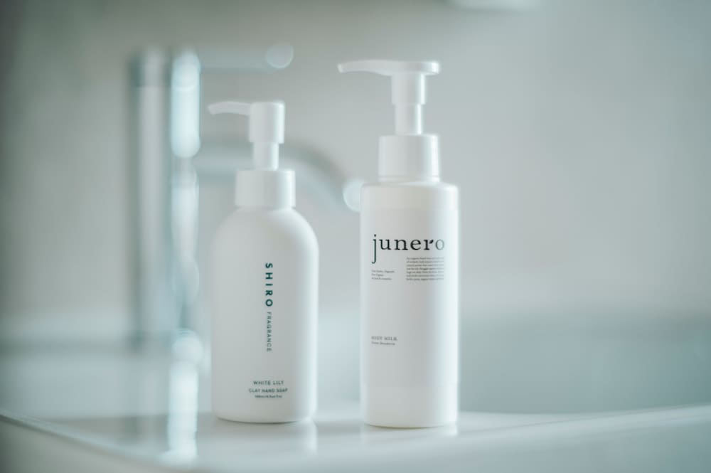 スタンダード ツインルーム 専用バスルーム シービュー 客室の設備とサービス4 | Kikka Hirado