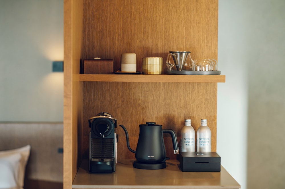 スタンダード ツインルーム 専用バスルーム シービュー 客室の設備とサービス1 | Kikka Hirado