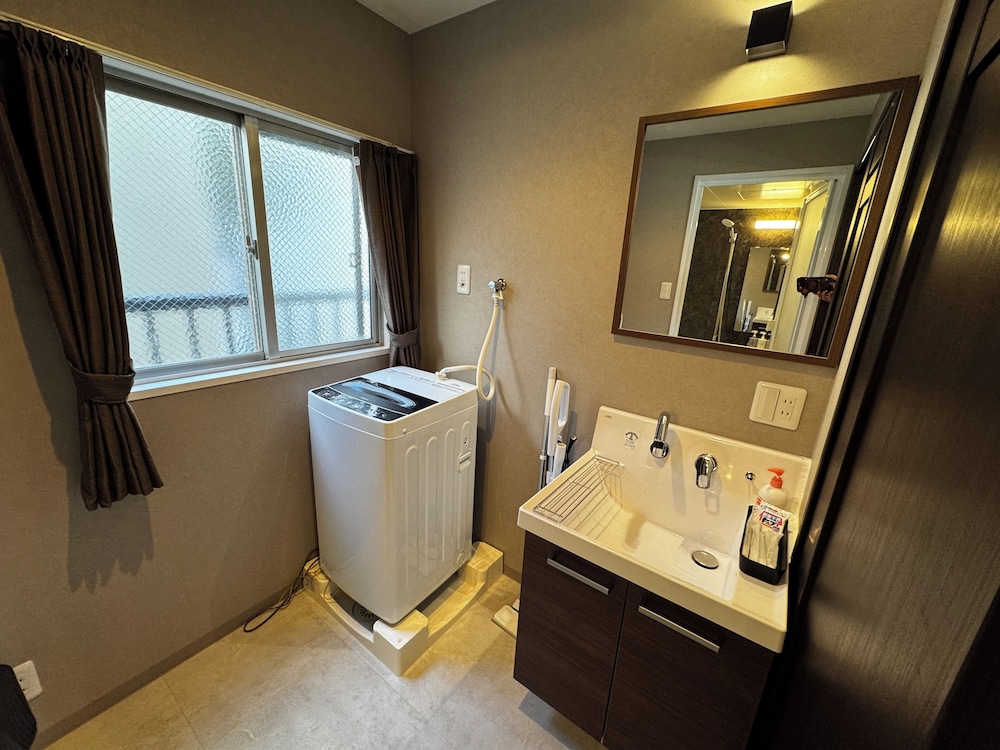 コンフォート アパートメント ラナイ シティビュー 客室19 | 夕日