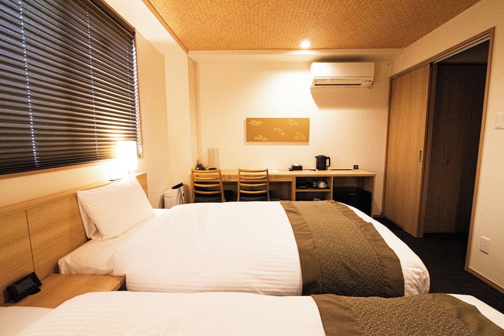 ベーシック ツインルーム 客室3 | エクセレントホテル