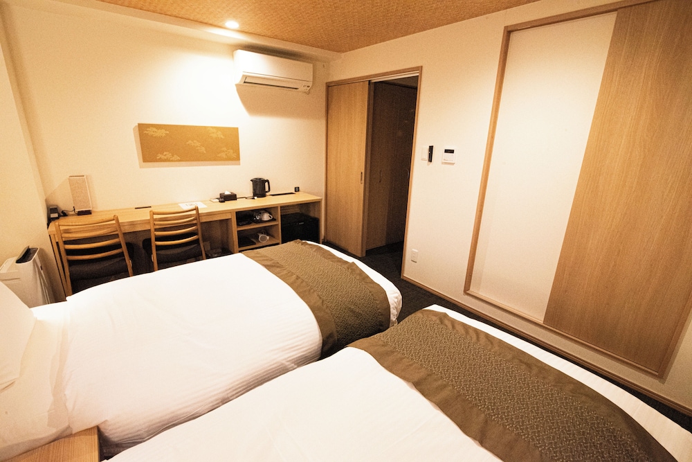 ベーシック ツインルーム 客室2 | エクセレントホテル