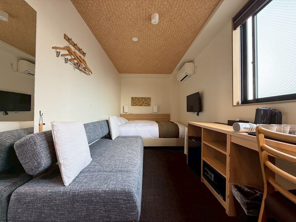 ベーシック 4 人部屋 客室5 | エクセレントホテル